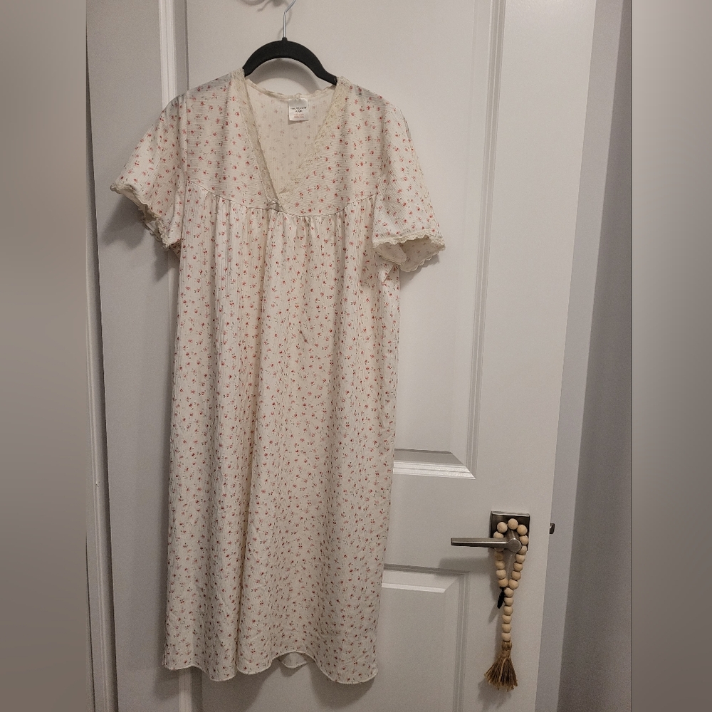Vintage Night Gown